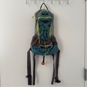 REI Co-Op Stoke 9 Pack Hiking Backpack Outdoors Bag Trek Hydration Pocket 9L